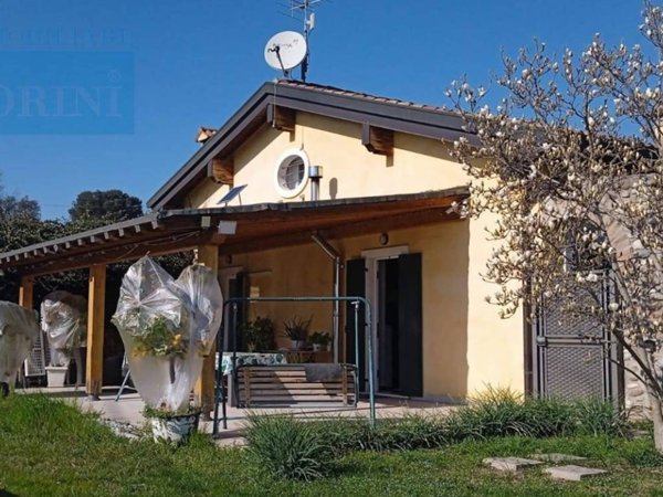 casa indipendente in vendita a Sona