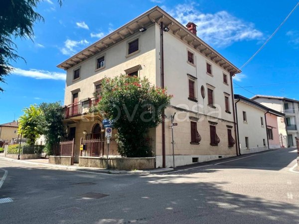 appartamento in vendita a Sona in zona Palazzolo