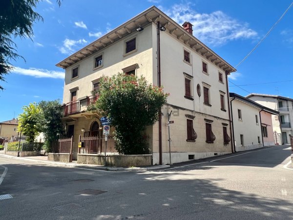 appartamento in vendita a Sona in zona Palazzolo