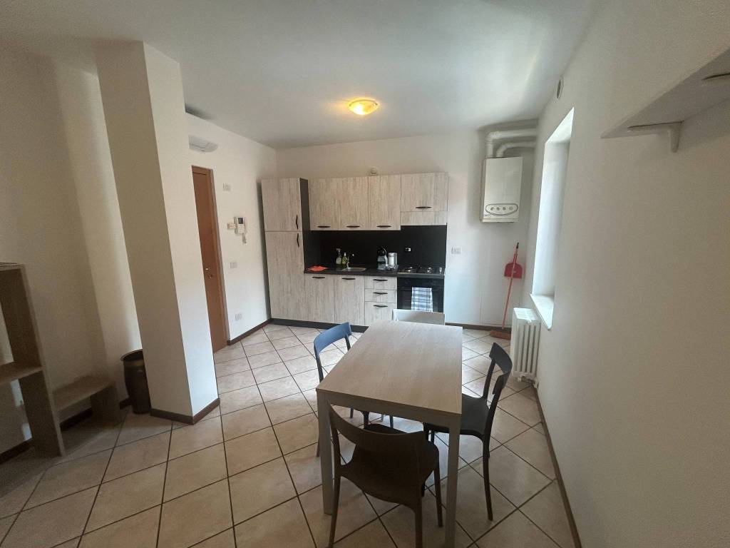 appartamento in vendita a Sona in zona Lugagnano