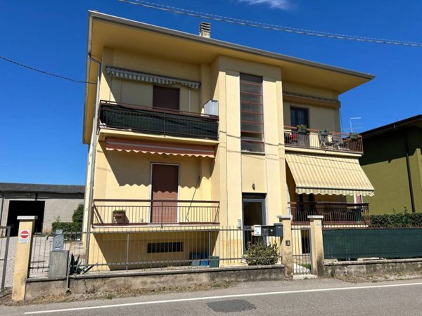 appartamento in vendita a Sona in zona Lugagnano
