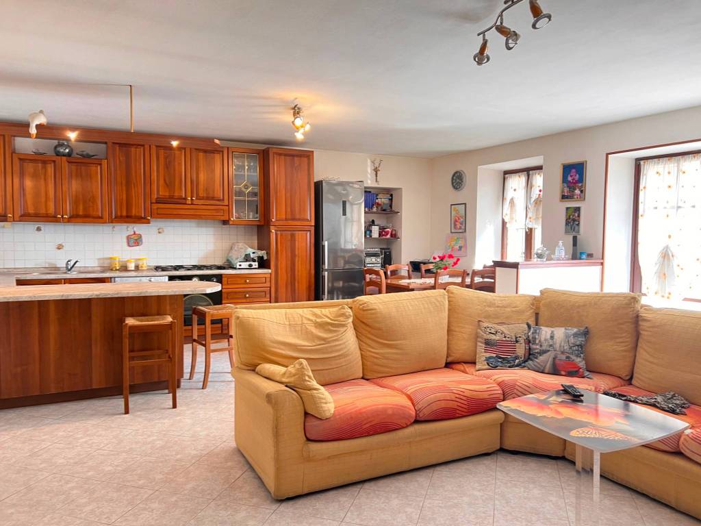 casa indipendente in vendita a Sona in zona San Giorgio in Salici