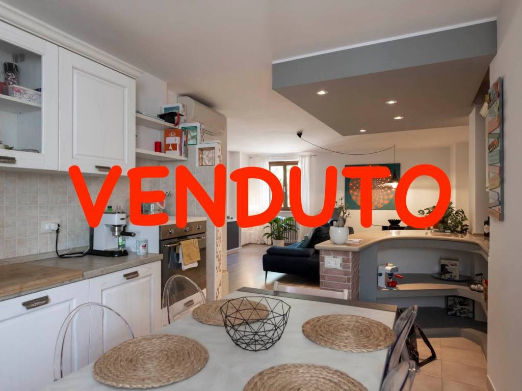 appartamento in vendita a Sona