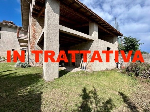 casa indipendente in vendita a Sona in zona Lugagnano