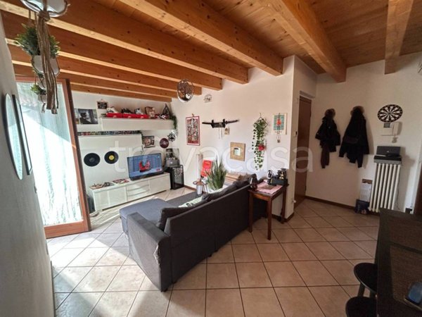 appartamento in vendita a Sona in zona Lugagnano