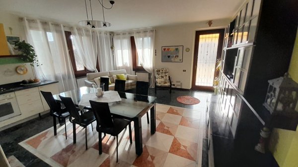 appartamento in vendita a Sona in zona Palazzolo