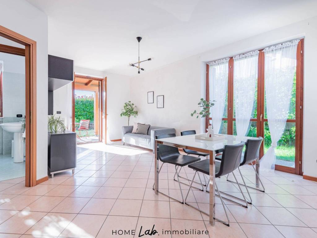 casa indipendente in vendita a Sona