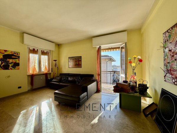 appartamento in vendita a Sona in zona Lugagnano