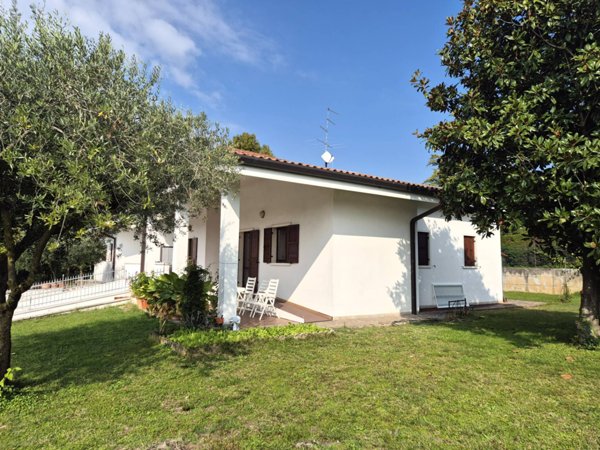 casa indipendente in vendita a Sona