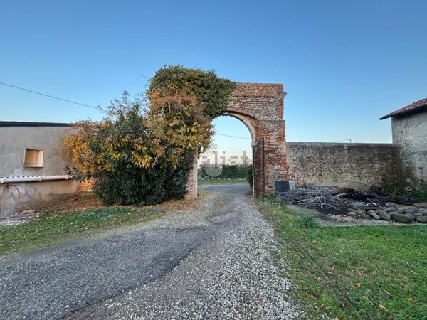 casa semindipendente in vendita a Sona