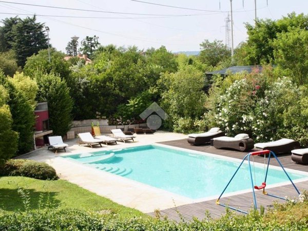 casa indipendente in vendita a Sona in zona Lugagnano