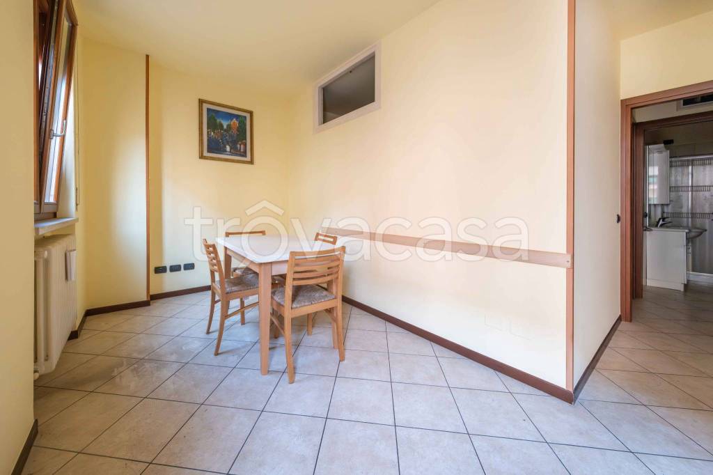 appartamento in vendita a Sona in zona Lugagnano