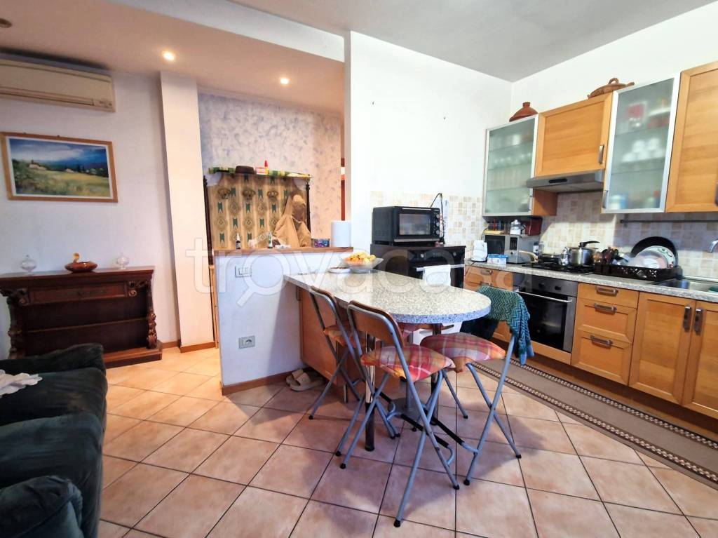 appartamento in vendita a Sona in zona Lugagnano