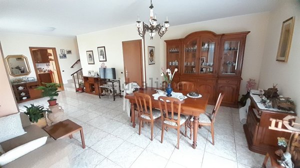 casa indipendente in vendita a Sona in zona San Giorgio in Salici