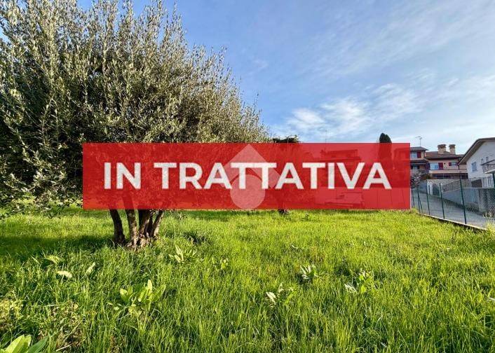negozio in vendita a Sona