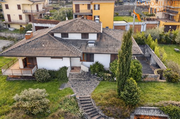 casa indipendente in vendita a Sona