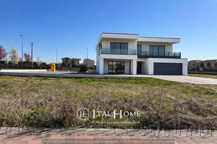 casa indipendente in vendita a Sona in zona Lugagnano