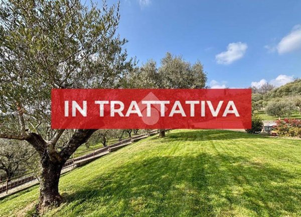 casa indipendente in vendita a Sona in zona Palazzolo