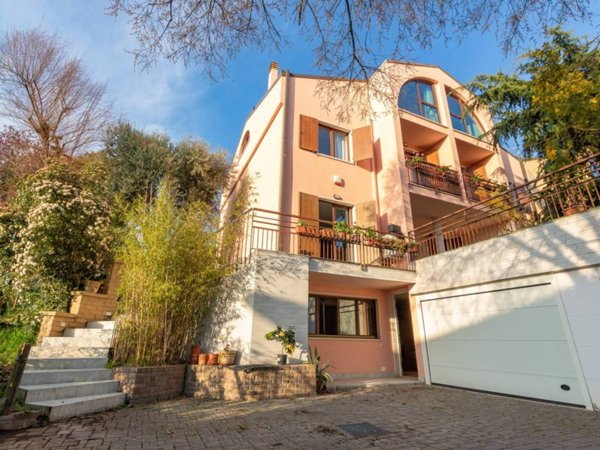 casa indipendente in vendita a Sona