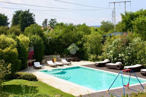 casa indipendente in vendita a Sona in zona Lugagnano