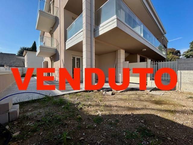 appartamento in vendita a Sona in zona Lugagnano