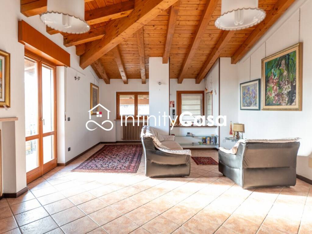 appartamento in vendita a Sona