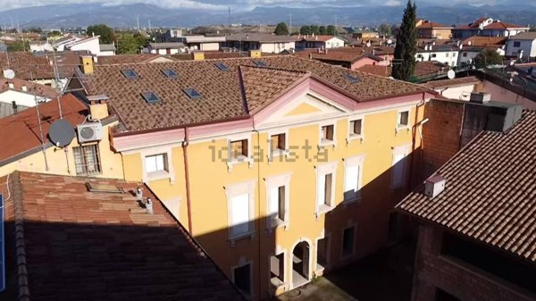 appartamento in vendita a Sona in zona Lugagnano