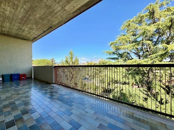 appartamento in vendita a Sona in zona Lugagnano