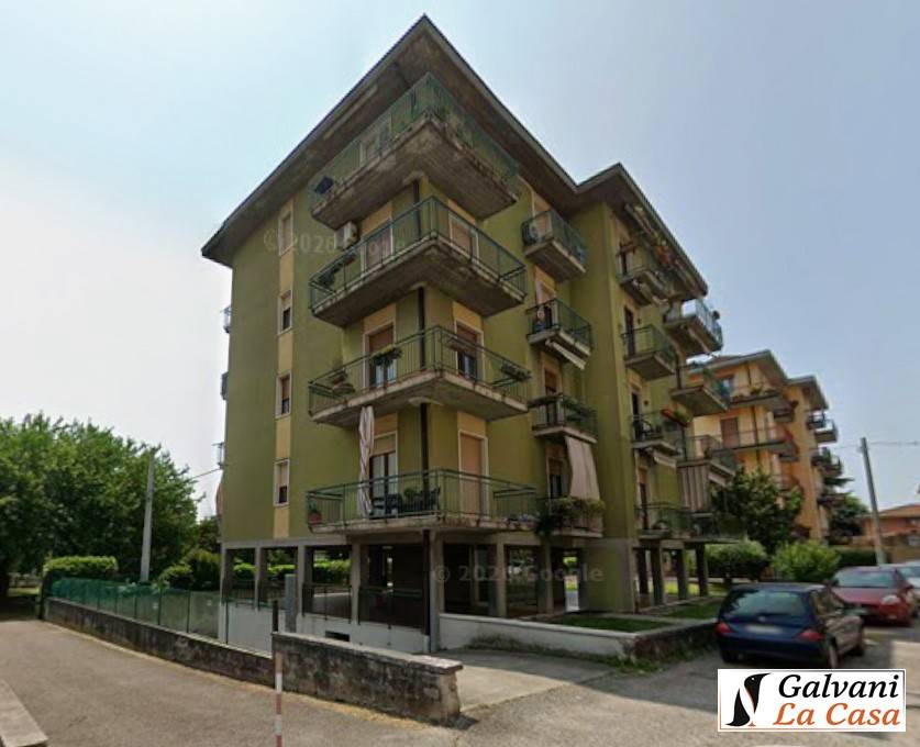 appartamento in vendita a Sona in zona Lugagnano