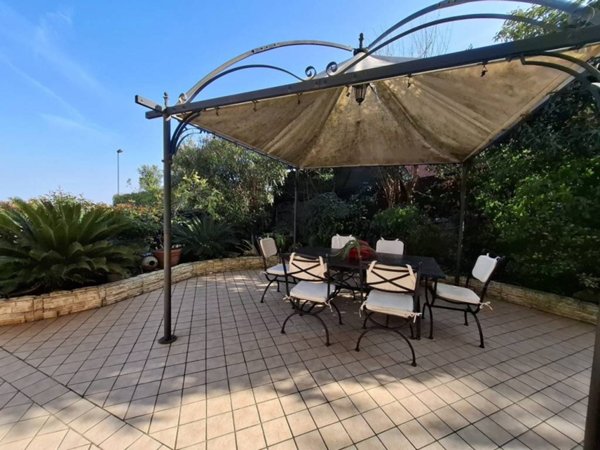 casa indipendente in vendita a Sona
