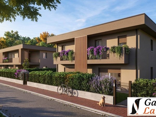casa indipendente in vendita a Sona in zona Lugagnano