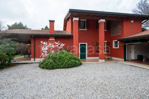 casa indipendente in vendita a Sona