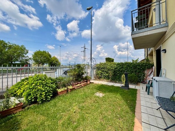 appartamento in vendita a Sona in zona Lugagnano