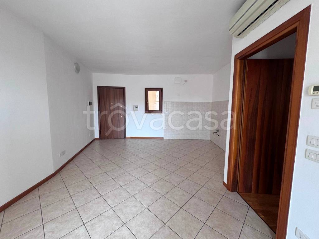 appartamento in vendita a Sona in zona Lugagnano
