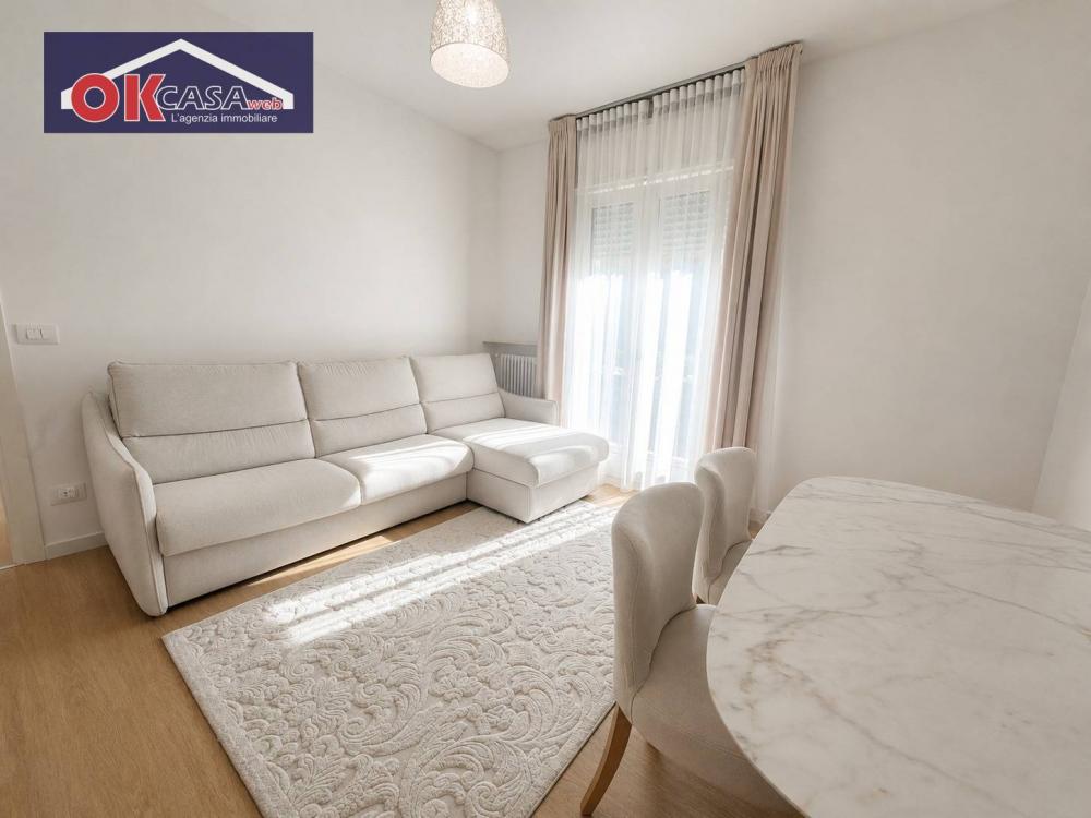 casa indipendente in vendita a Sona in zona Lugagnano