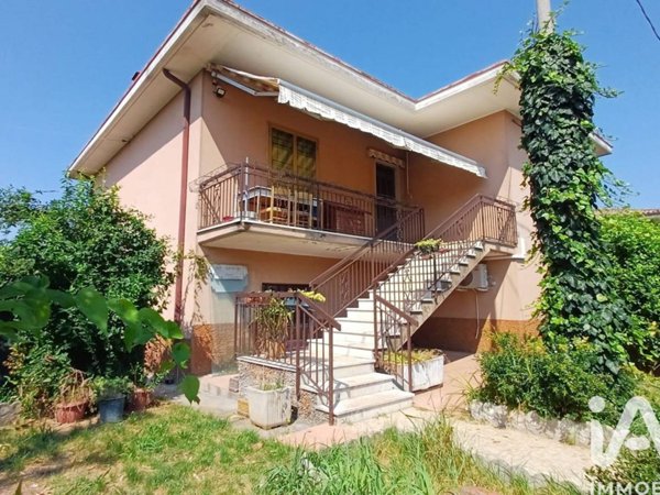 casa indipendente in vendita a Sona in zona Palazzolo