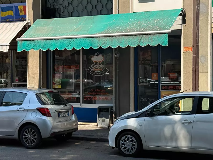 negozio in vendita a Sona