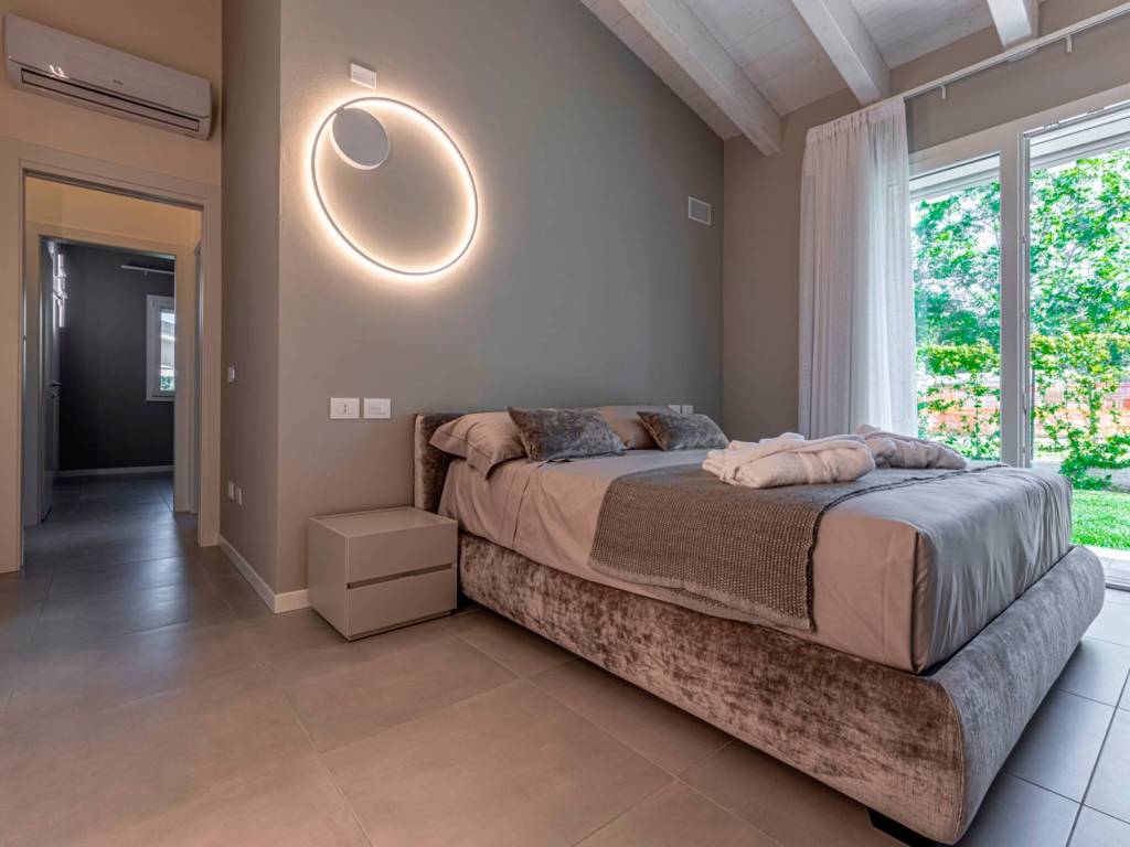 casa indipendente in vendita a Sona in zona Palazzolo