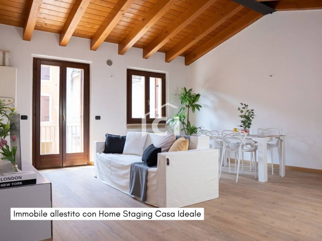 appartamento in vendita a Sona in zona Lugagnano