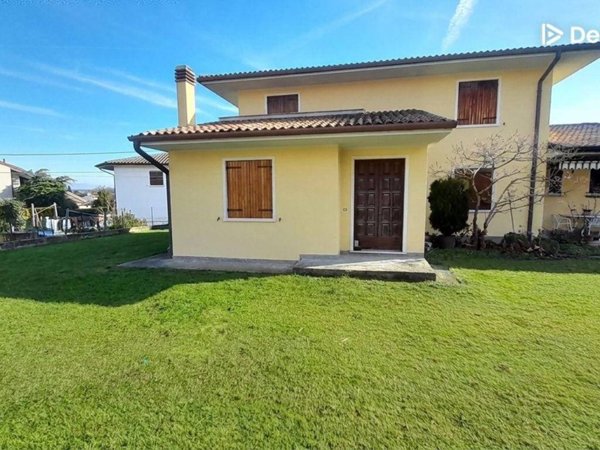 casa indipendente in vendita a Sona in zona San Giorgio in Salici