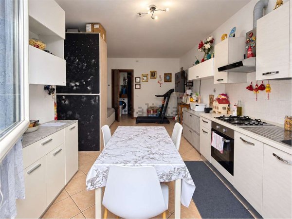 appartamento in vendita a Sona in zona Lugagnano