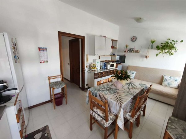 appartamento in vendita a Sona in zona Lugagnano