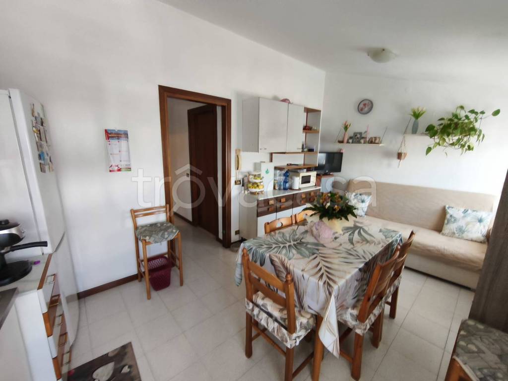 appartamento in vendita a Sona in zona Lugagnano