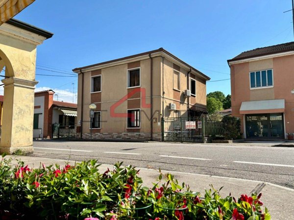 casa indipendente in vendita a Sorgà
