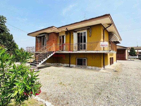 casa indipendente in vendita a Sorgà in zona Bonferraro