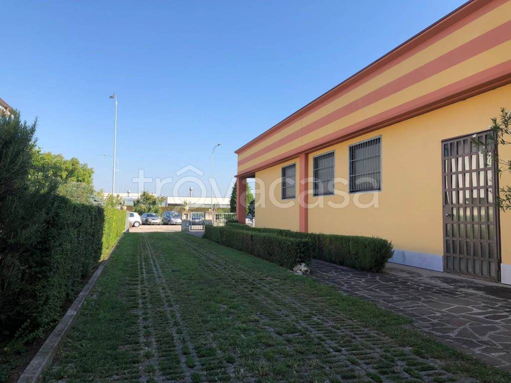 appartamento in vendita a Sorgà in zona Bonferraro