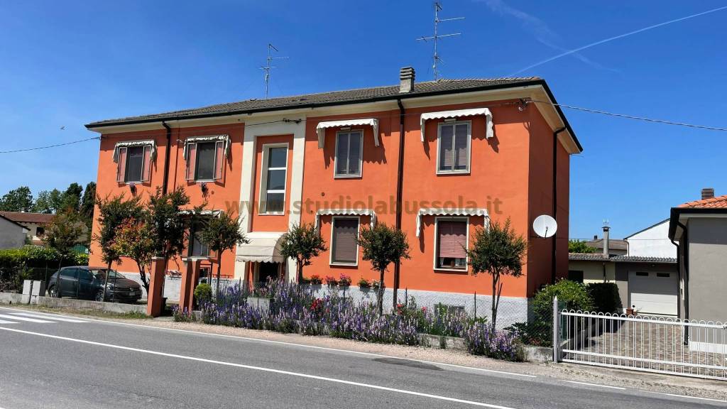 appartamento in vendita a Sorgà in zona Bonferraro