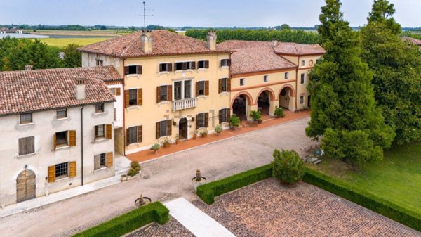 villa in vendita a Sorgà