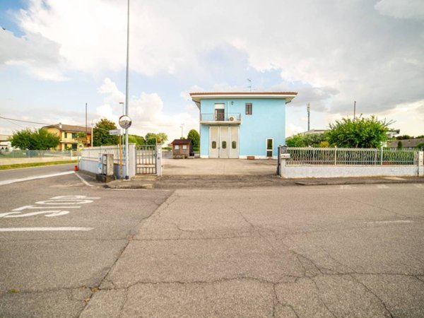casa indipendente in vendita a Sorgà in zona Bonferraro