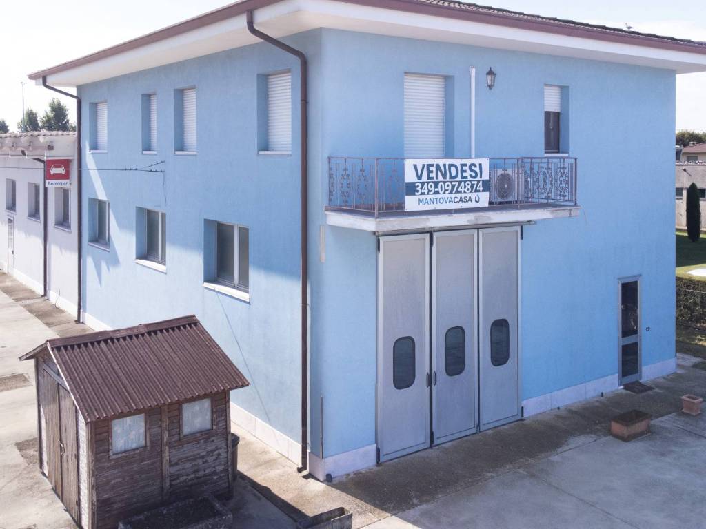 locale commerciale in vendita a Sorgà in zona Bonferraro